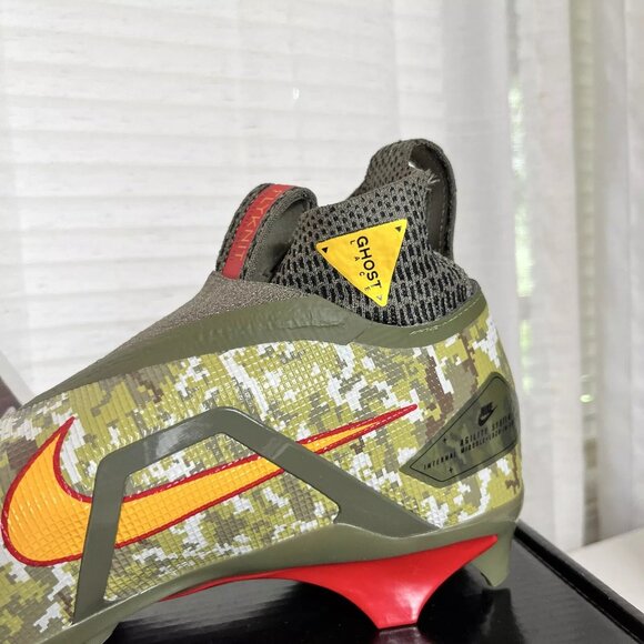 Nike Alpha Menace Elite 3 Football Cleats Size 9 Travis Kelce T-Rex Camo 🔥🔥🔥 - Picture 3 of 10